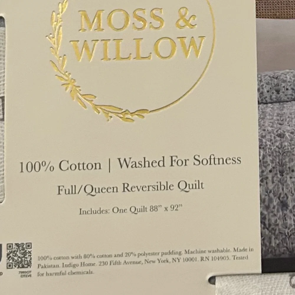 Moss & Willow Cotton Blue and White Floral Full/Queen Quilt 88”x92”
